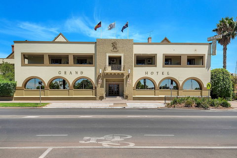 Quality Hotel Mildura Grand - Darwin Holiday 2