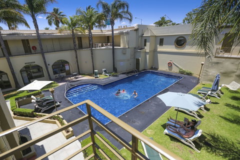 Quality Hotel Mildura Grand - Darwin Holiday 5