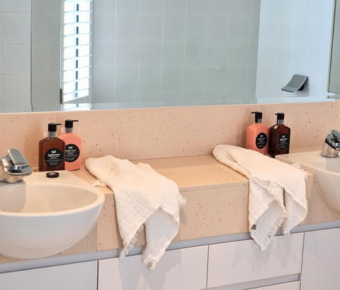 M1 Resort Maroochydore - Darwin Holiday 5