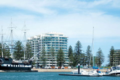 Oaks Glenelg Liberty Suites - Darwin Holiday 2