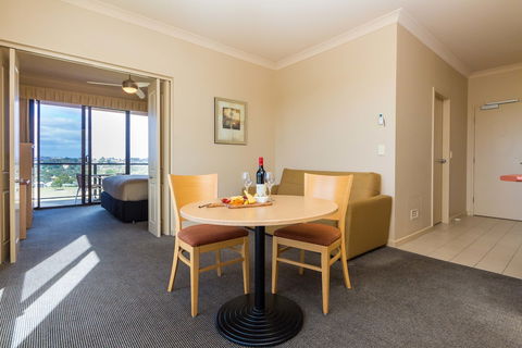 McCracken Country Club - Darwin Holiday 4