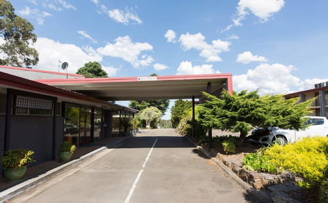 Alpine Motor Inn - Darwin Holiday 1