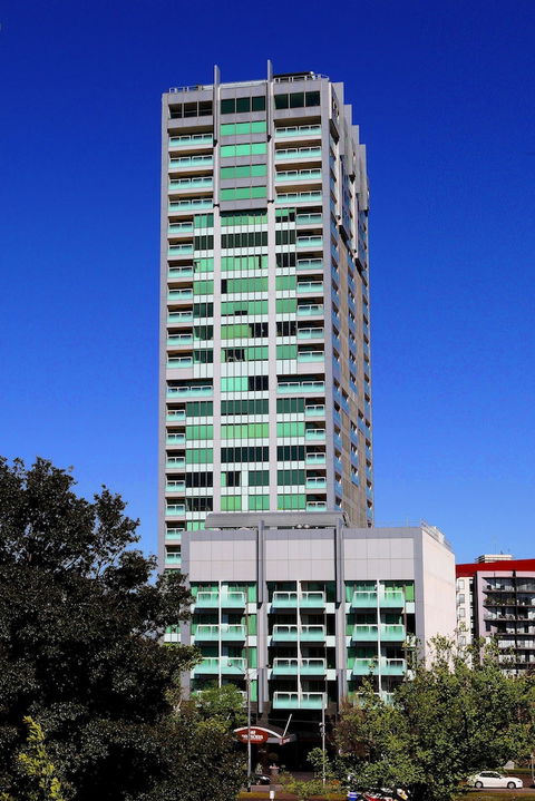 Seasons Botanic Gardens - Darwin Holiday 0