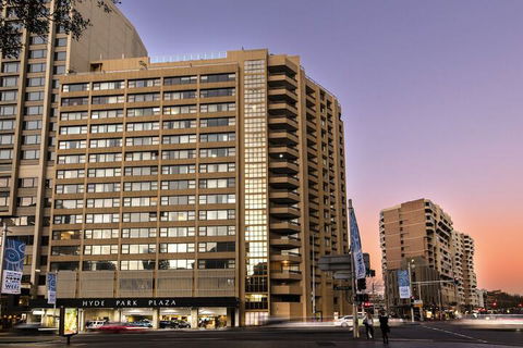 Oaks Sydney Hyde Park Suites - Darwin Holiday 6