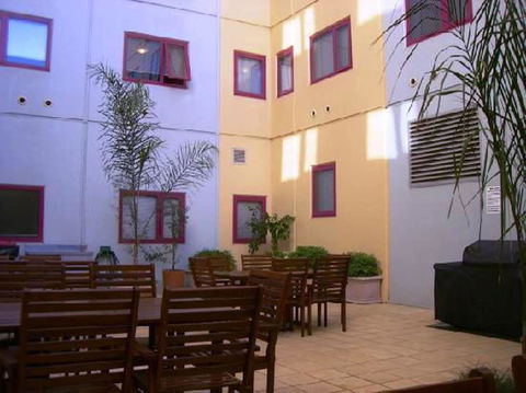 Plum Carlton Serviced Apartments - Darwin Holiday 0