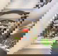 ibis Melbourne Hotel and Apartments - Darwin Holiday