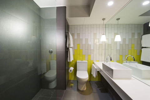 Voco Brisbane City Centre, An IHG Hotel - Darwin Holiday 4