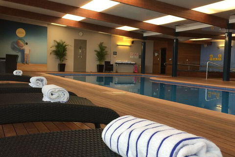 Novotel Canberra - Darwin Holiday 3