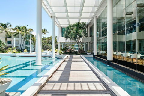 Sheraton Grand Mirage Resort, Gold Coast - Darwin Holiday 3