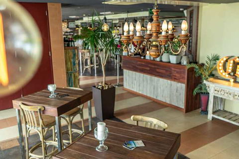 Mullaloo Beach Hotel & Apartments - Darwin Holiday 1