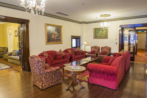 Palais Royale - Darwin Holiday 1