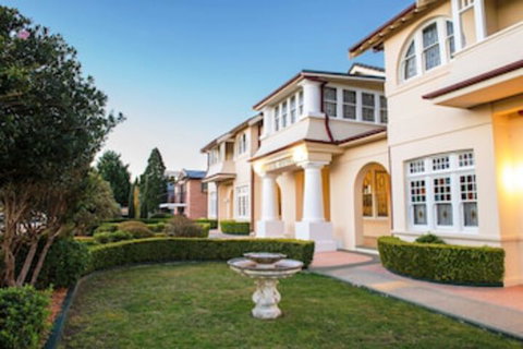 Palais Royale - Darwin Holiday 0