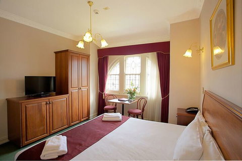 Palais Royale - Darwin Holiday 5