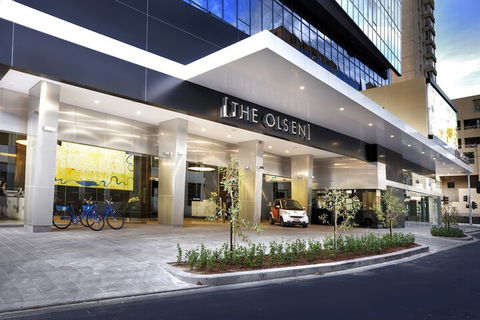 Art Series - The Olsen - Darwin Holiday 2