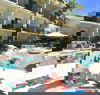 Cairns Queenslander Hotel  Apartments - Darwin Holiday