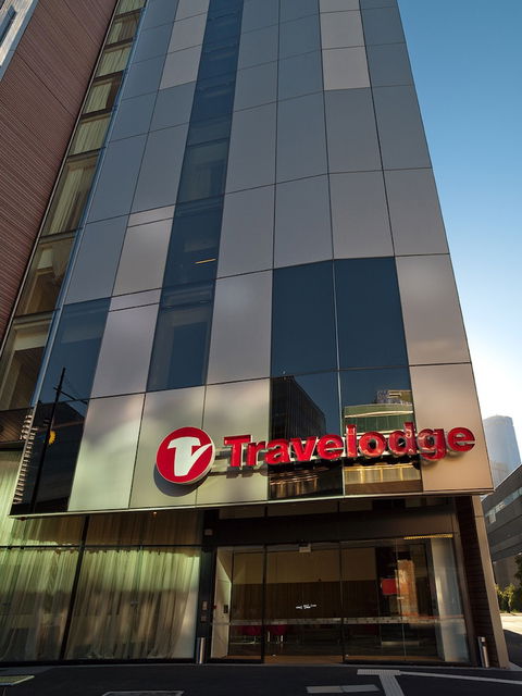 Travelodge Hotel Melbourne Docklands - Darwin Holiday 1