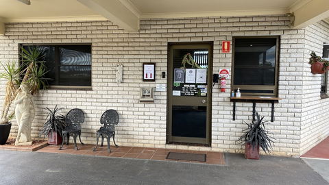 Sapphire City Motor Inn, Inverell - Darwin Holiday 5