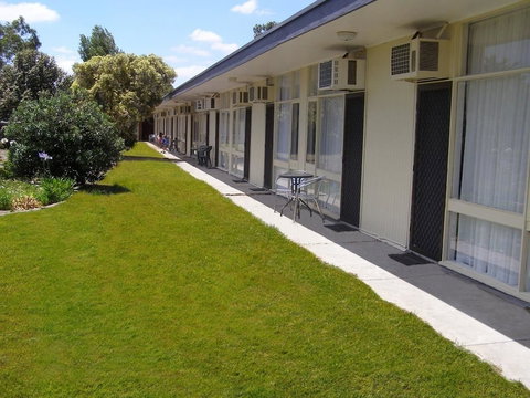 Kingston Lobster Motel - Darwin Holiday 1