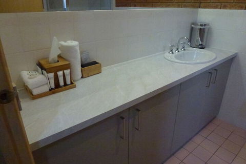 Colonial Motor Inn Bairnsdale - Darwin Holiday 5