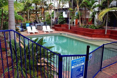 Club Surfers - Darwin Holiday 3