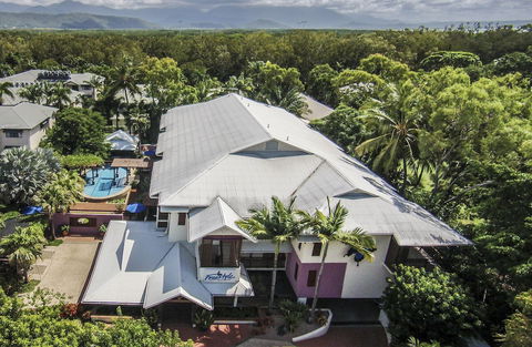 Freestyle Resort Port Douglas - Darwin Holiday 1
