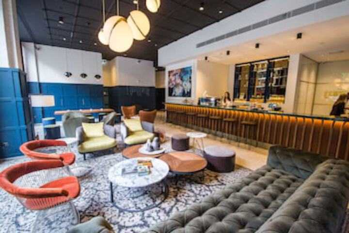 Parliament House NSW Darwin Holiday