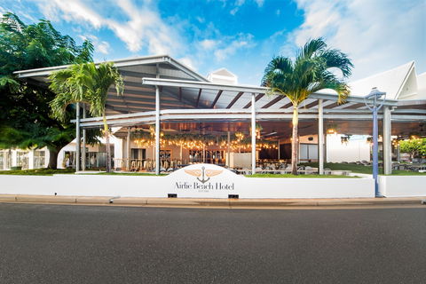 Airlie Beach Hotel - Darwin Holiday 4