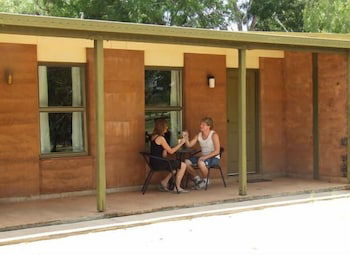Territory Manor Motel & Caravan Park - Darwin Holiday 0