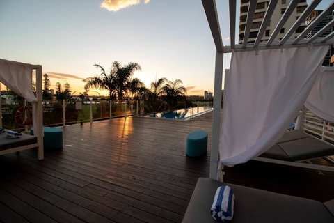 Crowne Plaza Perth, An IHG Hotel - Darwin Holiday 2