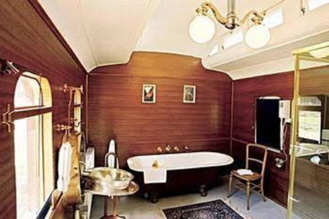 End Of The Line Railway Accommodation - Darwin Holiday 5