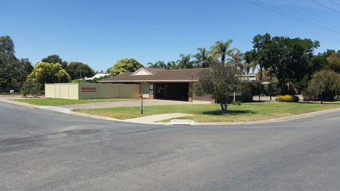 Darling Junction Motor Inn Wentworth - Darwin Holiday 1