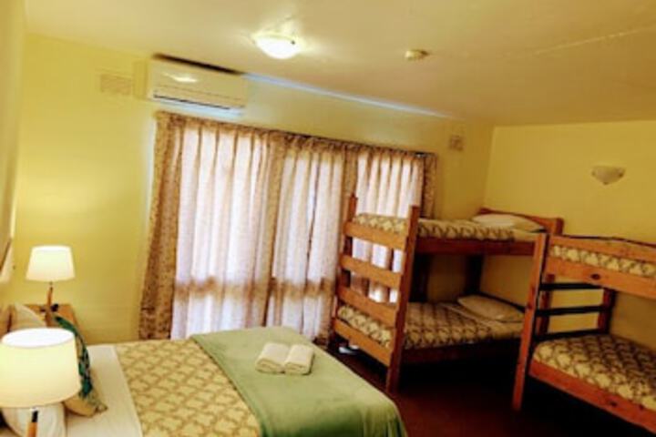 Tawonga VIC Darwin Holiday