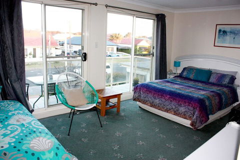 Lake Illawarra B&B - Darwin Holiday 6