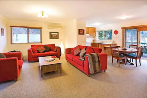 Annie's Escape In Warburton - Darwin Holiday 3