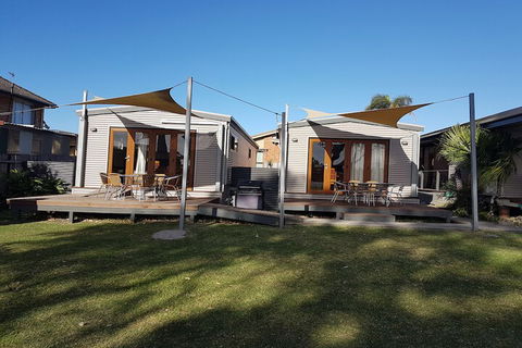 Bentley Waterfront Motel & Cottages - Darwin Holiday 3