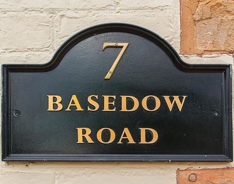 Barossa Vineyard Guesthouse - Darwin Holiday 4