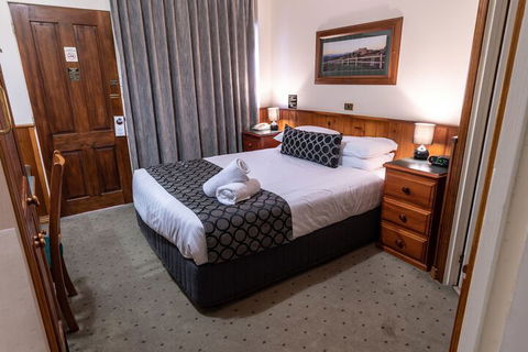 Astor Inn - Darwin Holiday 6