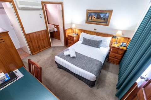 Astor Inn - Darwin Holiday 5