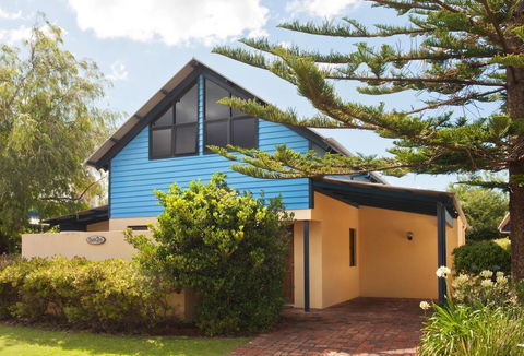 Dunsborough Beach Cottages - Darwin Holiday 2