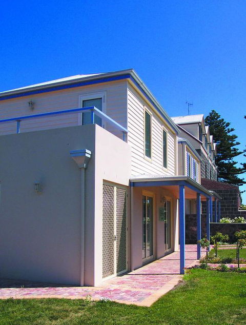 Dockside Waterfront Indulgence - Darwin Holiday 3