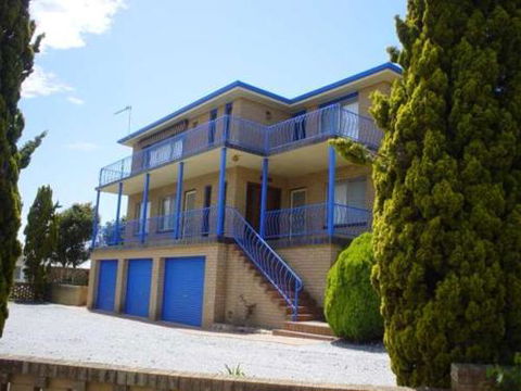 Flat 2 3 Bay Lane - Darwin Holiday 5