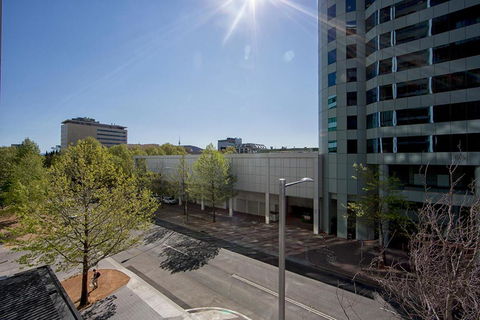 Accommodate Canberra Manhattan On The Park - Darwin Holiday 5