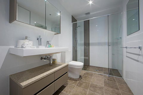 Accommodate Canberra Manhattan On The Park - Darwin Holiday 2