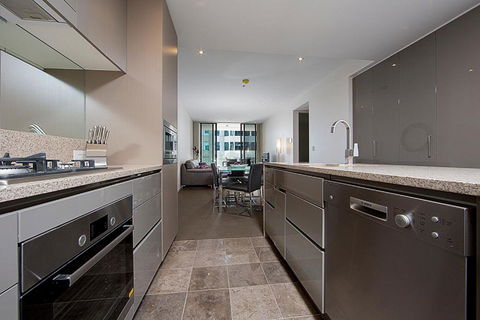 Accommodate Canberra Manhattan On The Park - Darwin Holiday 4