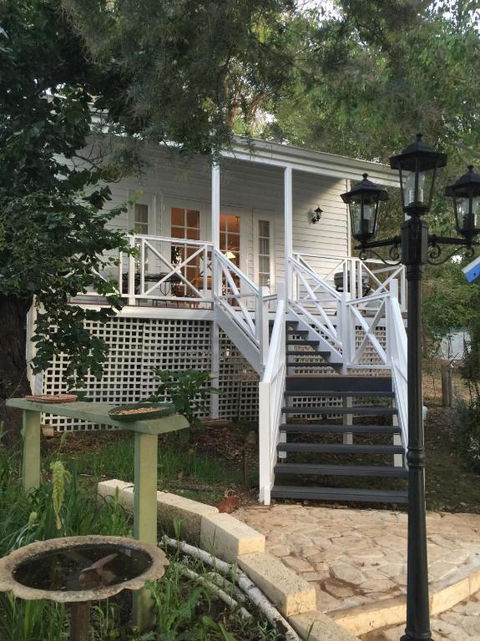 Applegate Lane Chalet - Darwin Holiday 4