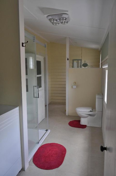 Beths Cottage Roaring 40s - Darwin Holiday 2