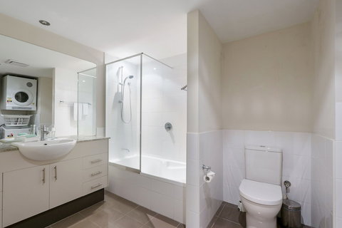 188 Apartments - Darwin Holiday 1