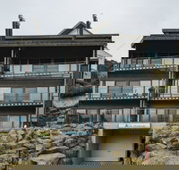 Alpine Woodsmoke - Darwin Holiday