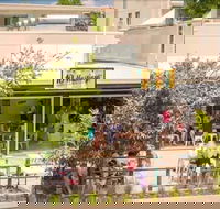 10 Hastings Street Boutique Motel  Cafe - Darwin Holiday