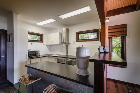 Lombok On Waterfall Retreat - Darwin Holiday 5